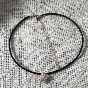 Express Choker Necklace